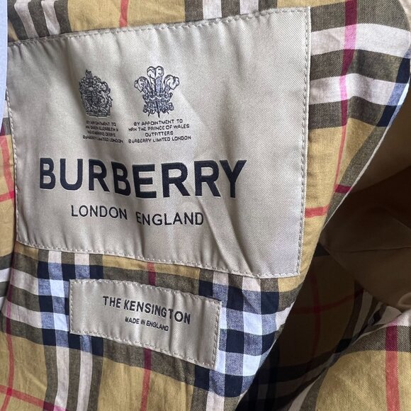 Burberry Yellow Gabardine Camden Car Coat - Picture 14 of 16